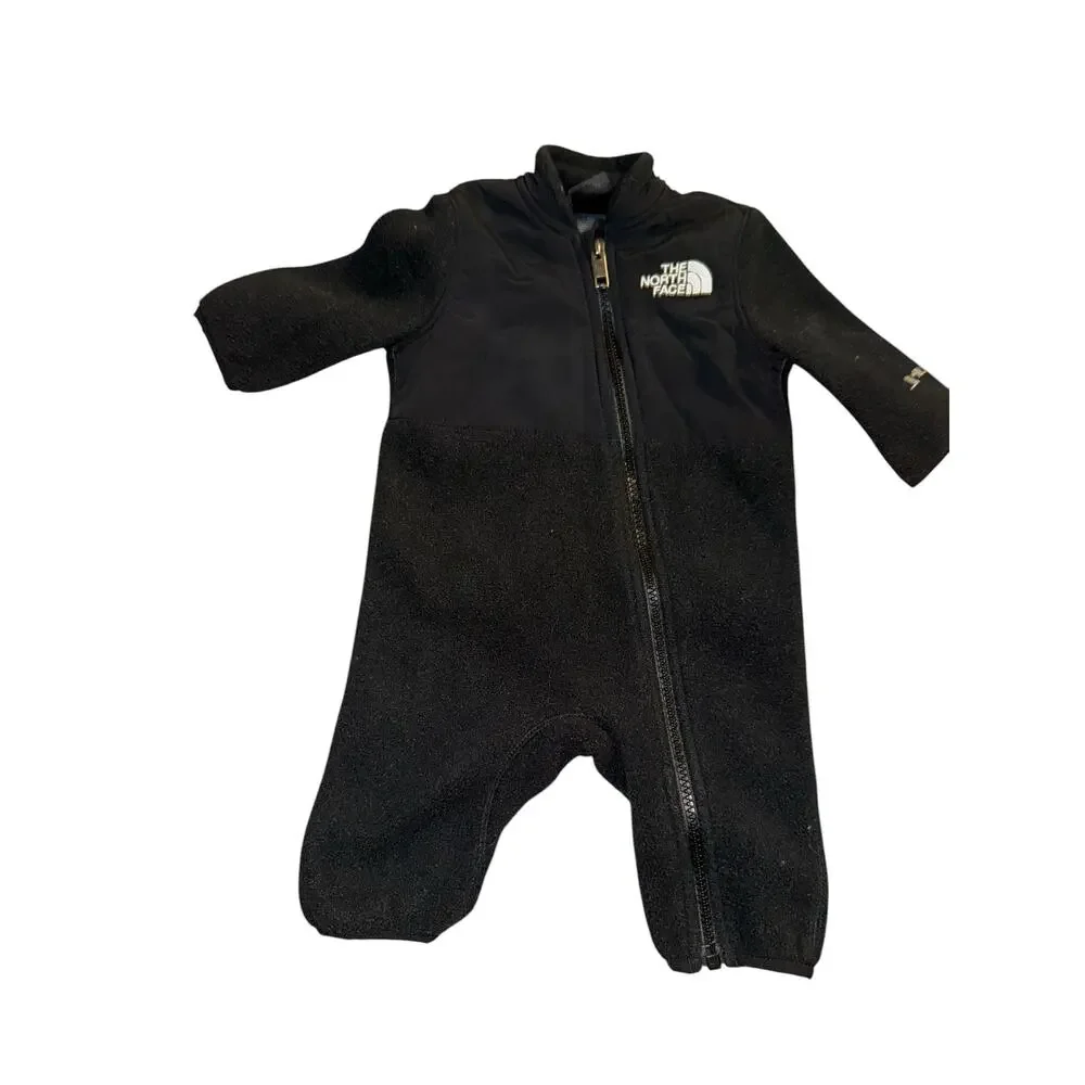The North Face Infant Black Fleece Bunting Suit Full Zip One Piece 0-3 months